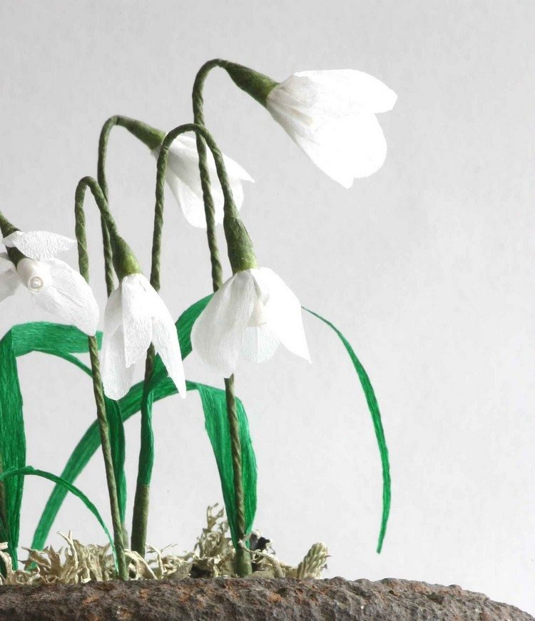 Faça snowdrops, faça papel crepom-faça-você-mesmo