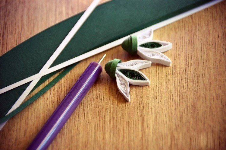 snowdrops-tinker-quilling-tinker-ideas-paper strips