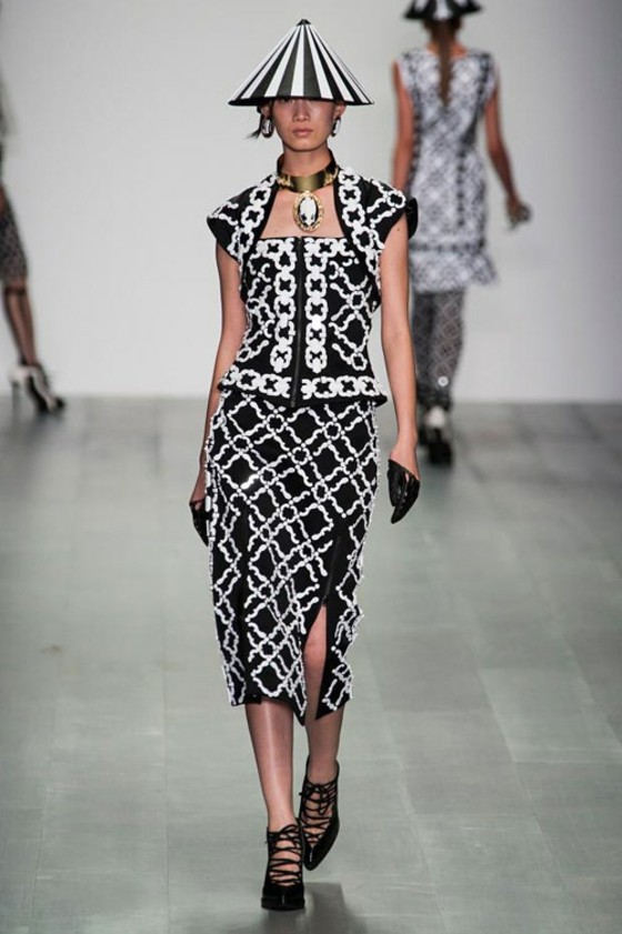 saia-saia-com-prega-preta-outfit-by-KTZ