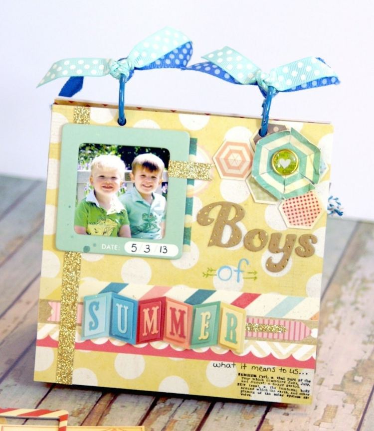 Scrapbooking-ideas-scrapbook-tinker-date-boys-happy-colors-playful-design