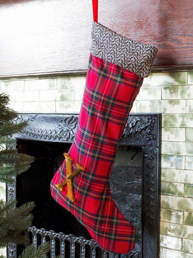 nikolausstiefel decorar letra xadrez padrão vermelho