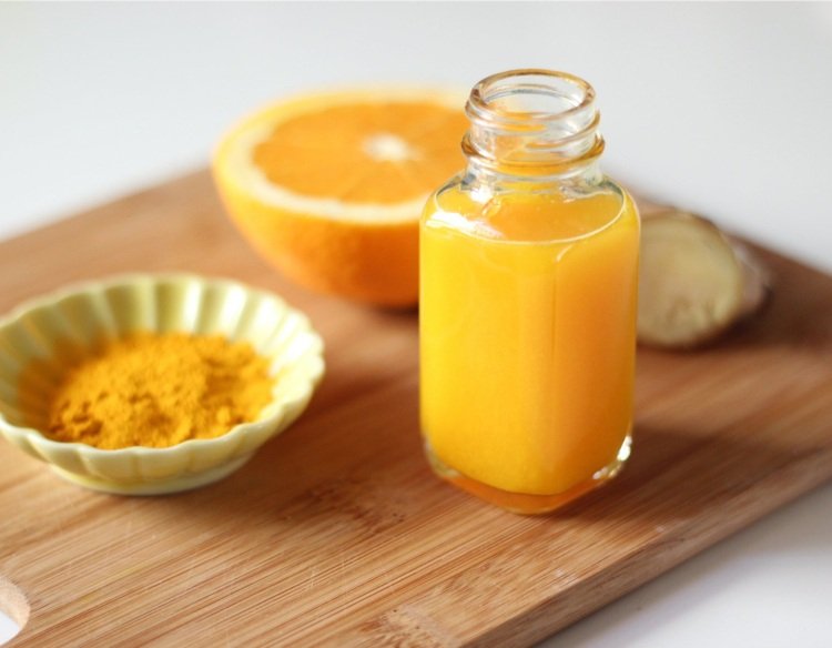faça você mesmo uma receita de shampoo para cabelos oleosos suco de laranja