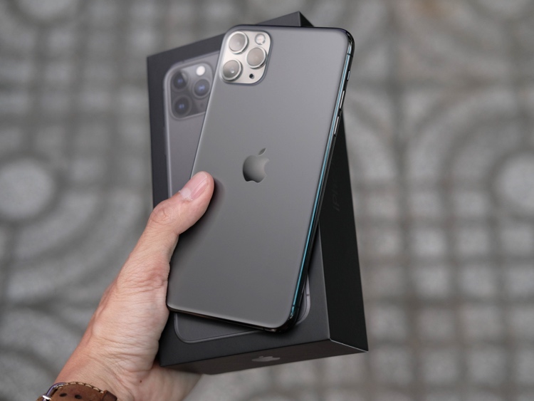 Compre smartphones usados ​​iPhone 11 Pro Max Space Grey