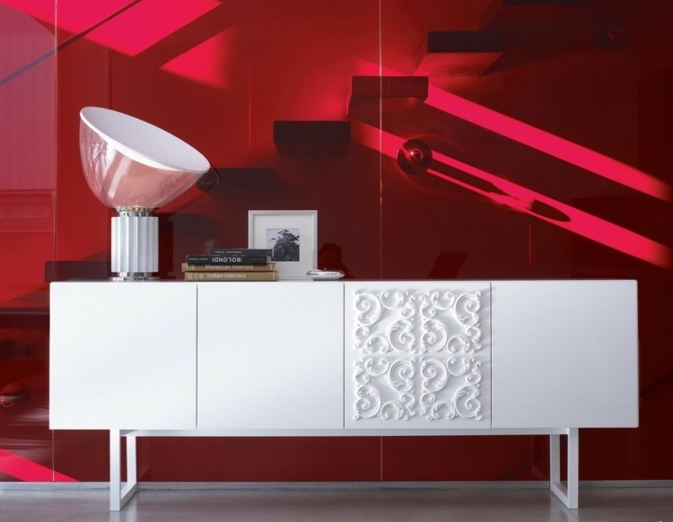 Aparador branco alto brilho vermelho parede ligeiramente transparente moderno
