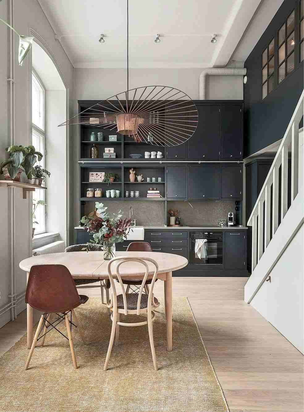 Cozinha de estilo de vida escandinavo preto estilo casa de fazenda idéias de decoração de mesa de madeira moderna