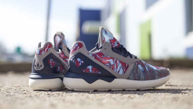 Tênis-tendência-floral-motivos-verão-adidas-tubular