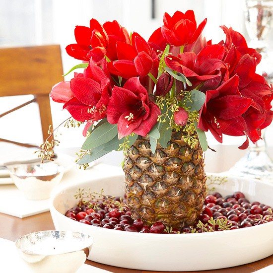 mesa decoração verão abacaxi vaso flores tropicais