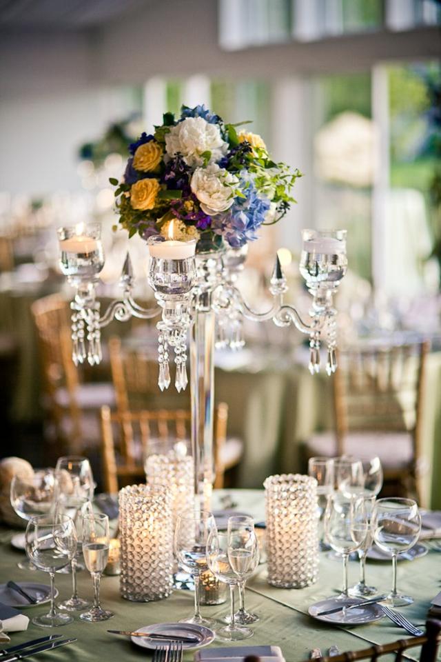 verão mesa decoração velas buquê colorido casamento