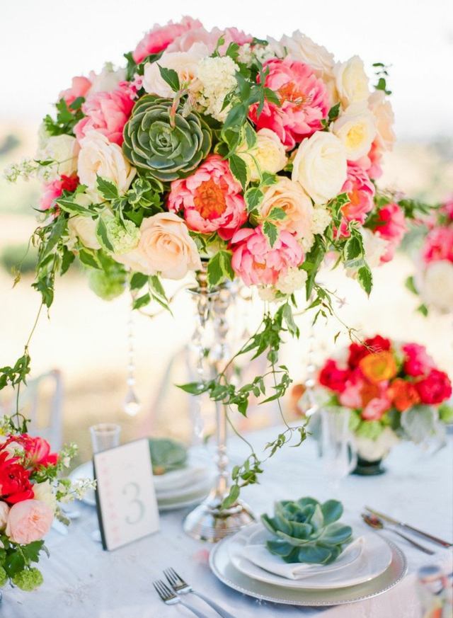mesa de buquê para casamento decorar rosas suculentas