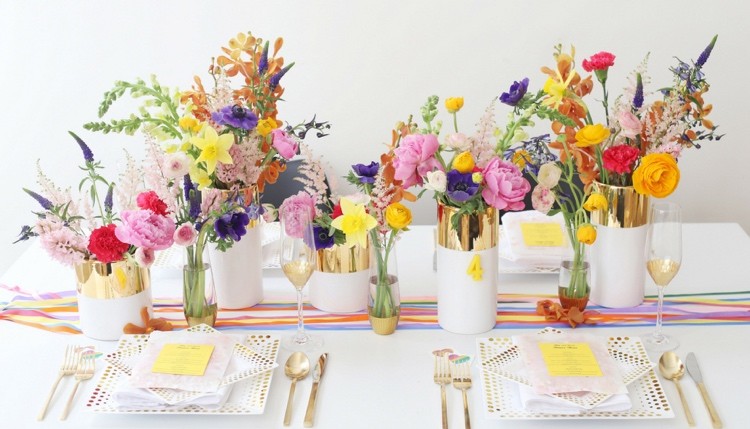 Idéias de funileiro de mesa de decoração de verão com folha adesiva de ouro e fitas de cetim