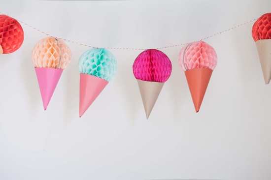 decoração de verão artesanato ideia sorvete cones papelão