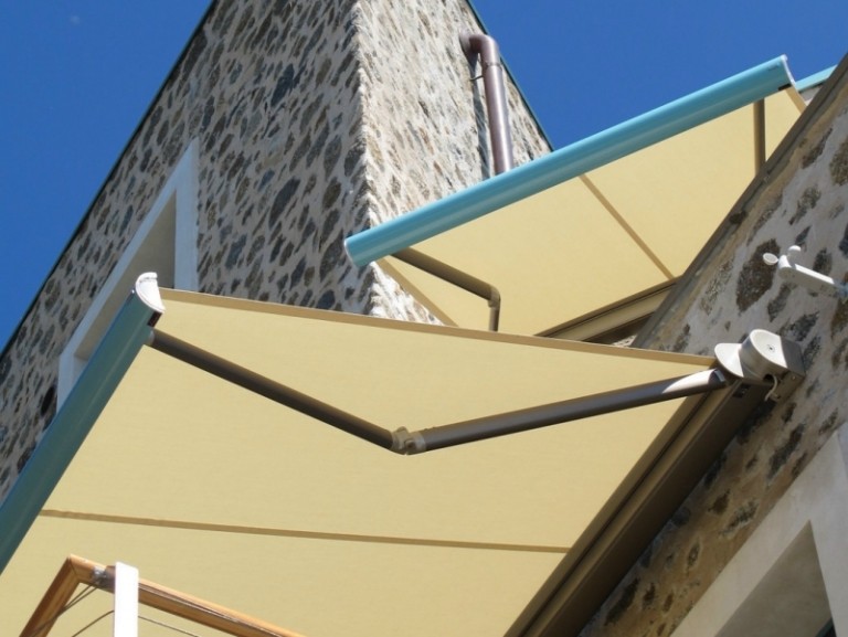 Proteção solar-terraço-cobertura-toldo-parede-alumínio