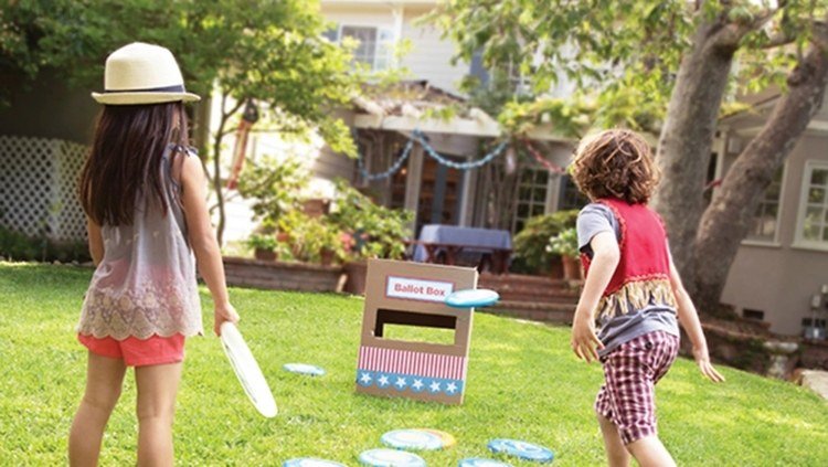 equipamento-jardim-crianças-jogos-jogando-alvos-reunião-papelão-ao ar livre