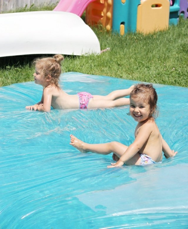 Idéias para o jardim das crianças que tornam o verão divertido