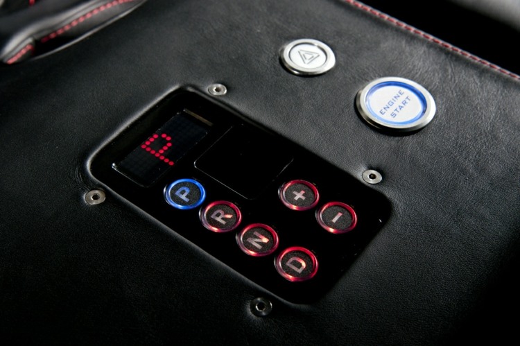 caixa de câmbio automática seis botões de ajuste do defensor de velocidade