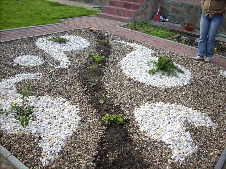pedra-cama-desenho-cascalho-cores-plantas
