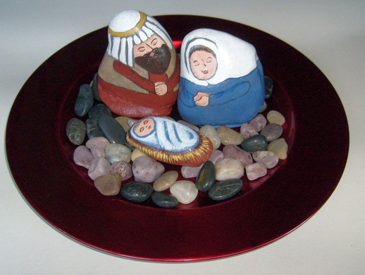 pintura pedras berço decoração de natal diy jesus maria prato