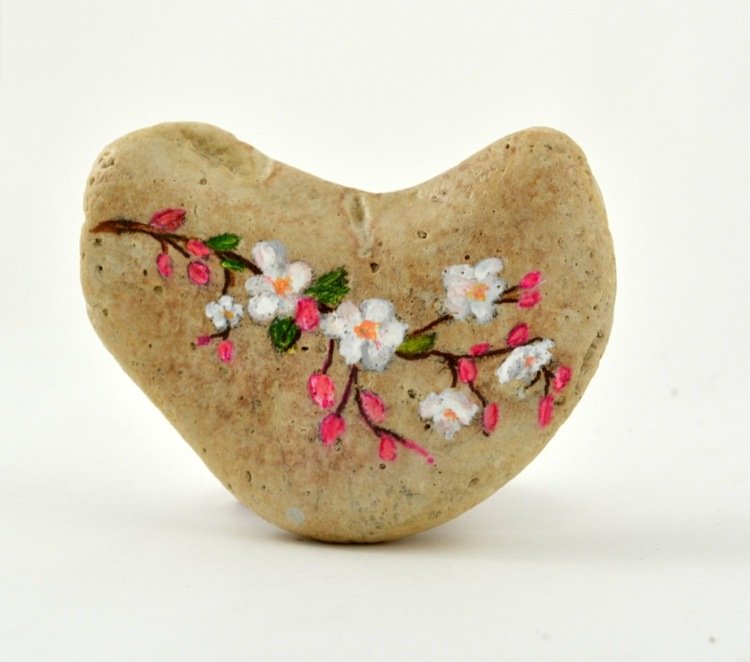 pintura pedras materiais naturais artesanato ideia galho flores cerejeira