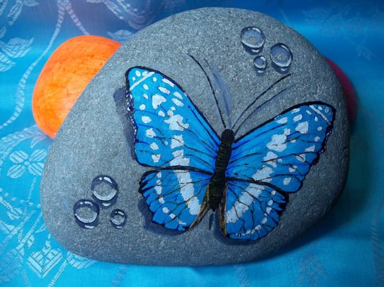 pintura pedras borboleta efeito 3d azul primavera motivo gotas