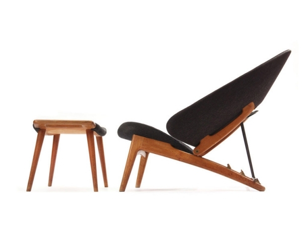 Cadeira Relax - Mid Century Look Tub - estofamento preto por Hans Wegner