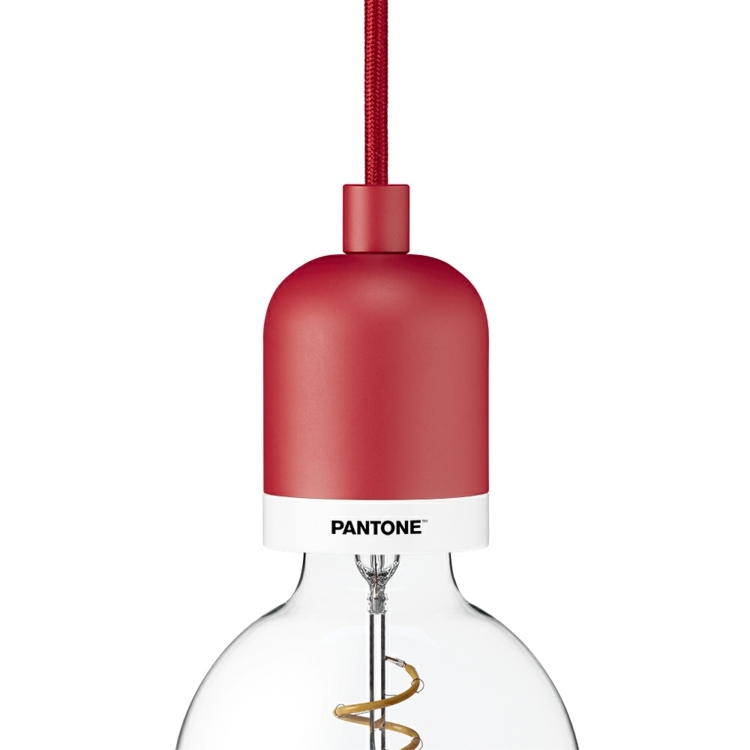 Luminária pendente cores pantone cardinal superfície lisa