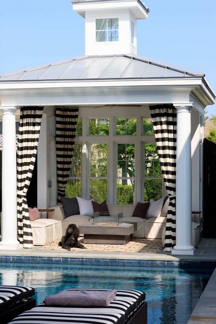 piscina-design-ideias-pequena-casa-pérgula-telhado
