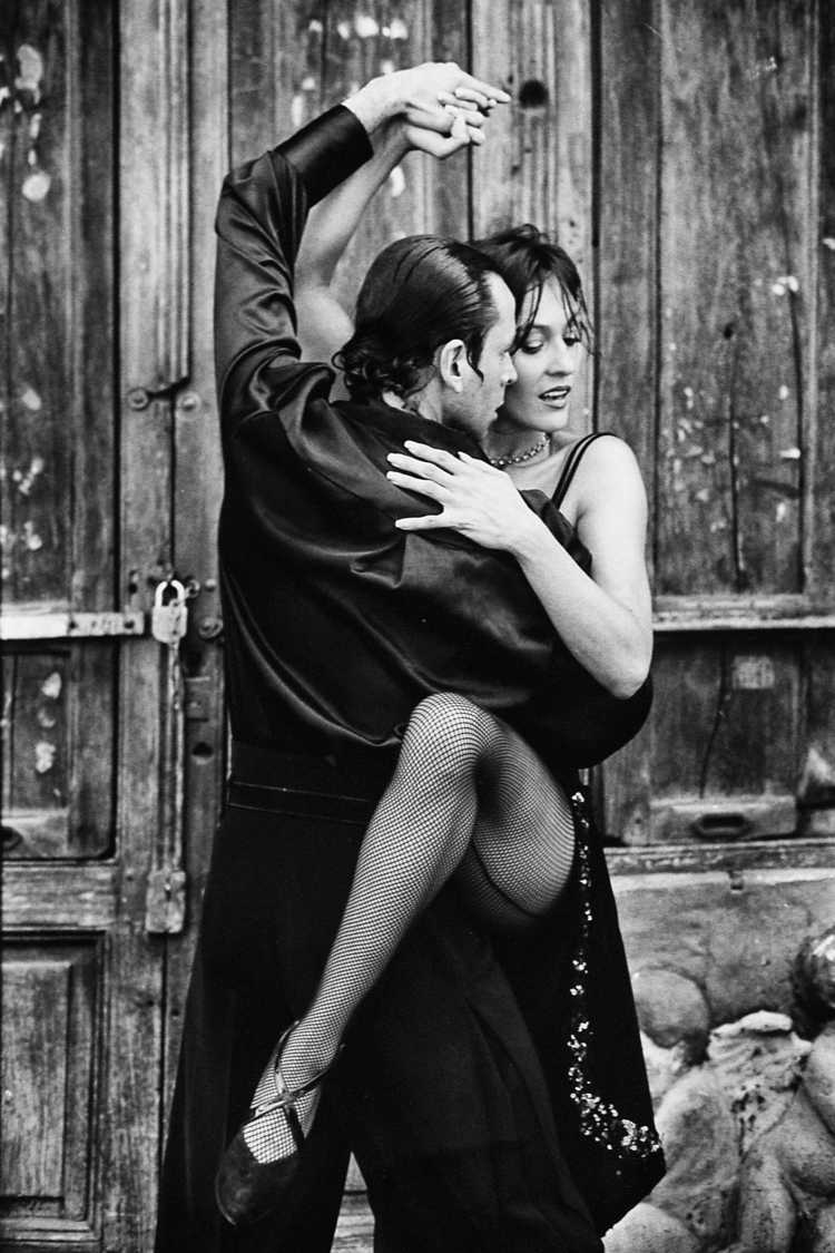 dance-learn-dance-shoes-tango-couple-dance