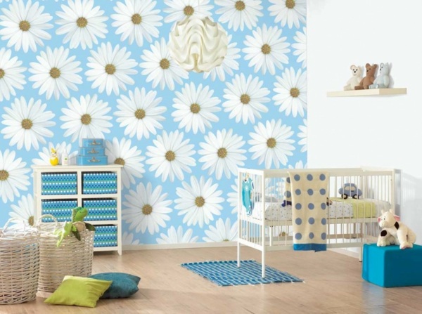 blue-wallpaper-floral-pattern-berçário
