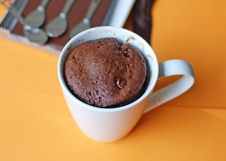 Bolo de caneca do microondas nutella-caneca-bolo-receita-fácil-rápido