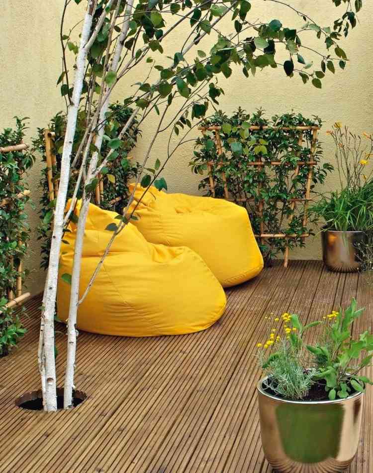 terraço-mobília-design-madeira-piso-tábua-plantas-balde-saco de feijão-amarelo-escalar-plantas-solo-cobertura-bétula