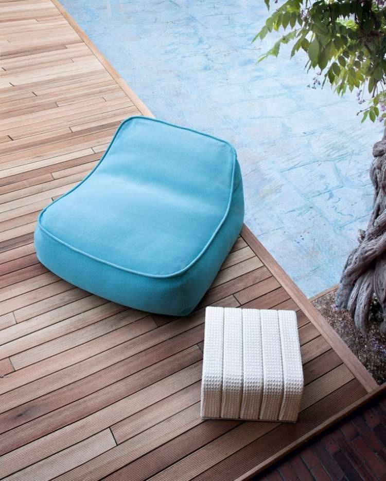 terraço-mobília-design-área externa-piscina-assento almofadas-espreguiçadeira-lounge-paola-lenti