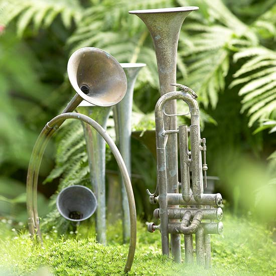Decoração de jardim de instrumentos musicais