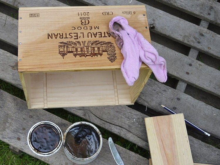 mesa-vinho-engradados-construa-você-mesmo-engradado-verniz de madeira