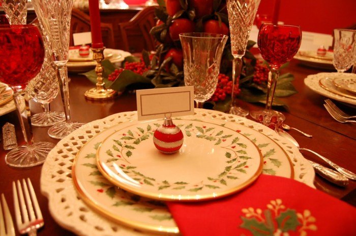 Decoração de mesa para copos de cristal vermelho bola prato de natal