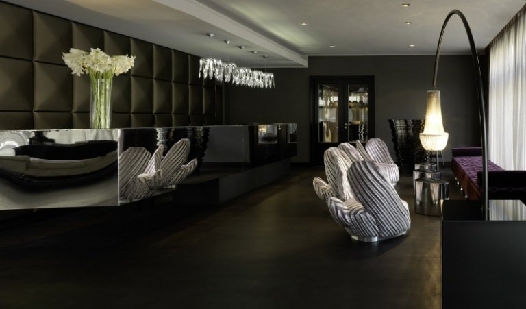 design-hotéis-alemanha-quartos-frankfurt-lobby-chique-preto