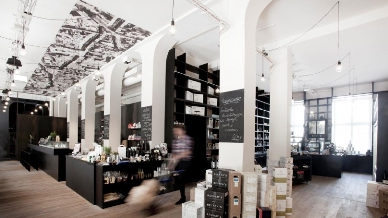 Hotéis Design na Alemanha -trier-beckers-restaurant-black-white-modernindustrial
