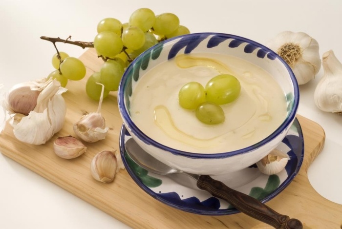 sopa-fria-verão-receitas-branco-gaspatcho