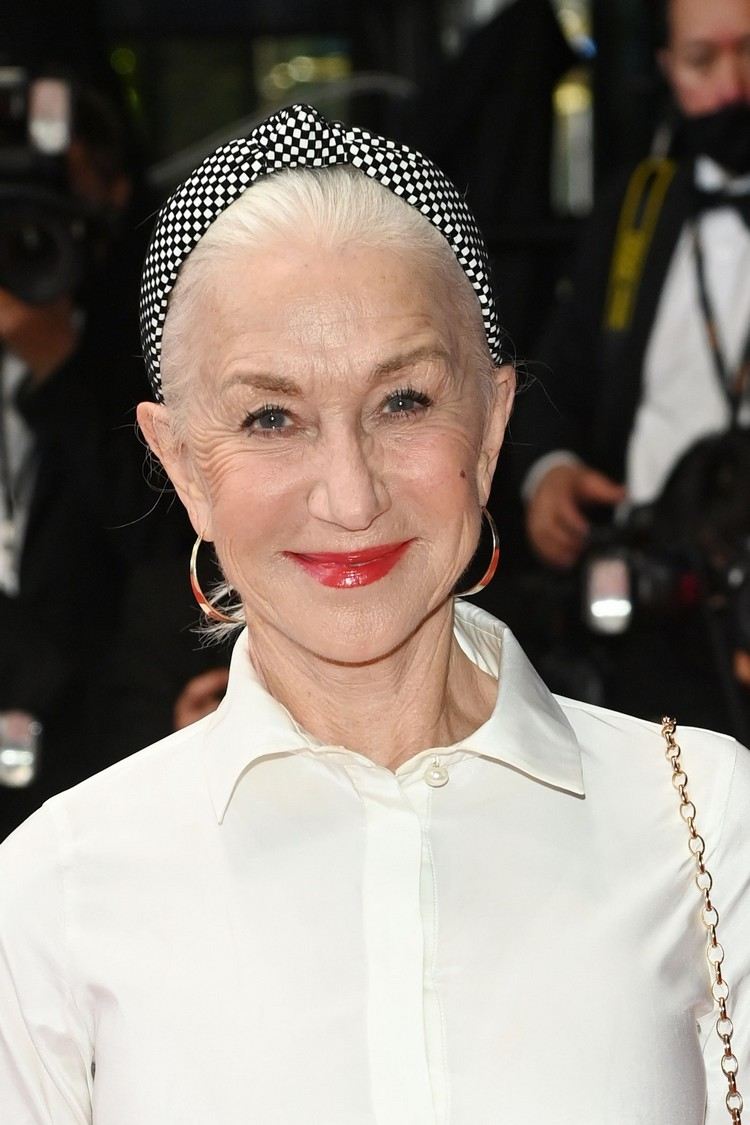 Helen Mirren Penteados Tendências de Maquiagem 2021 Festival de Cinema de Cannes Looks