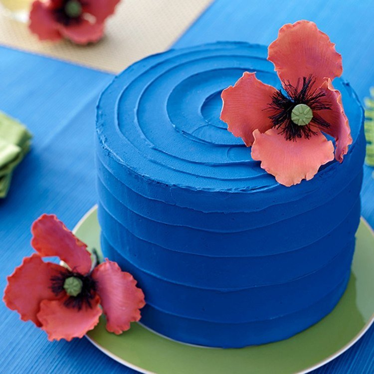 buttercream-strip-cake-round-flowers