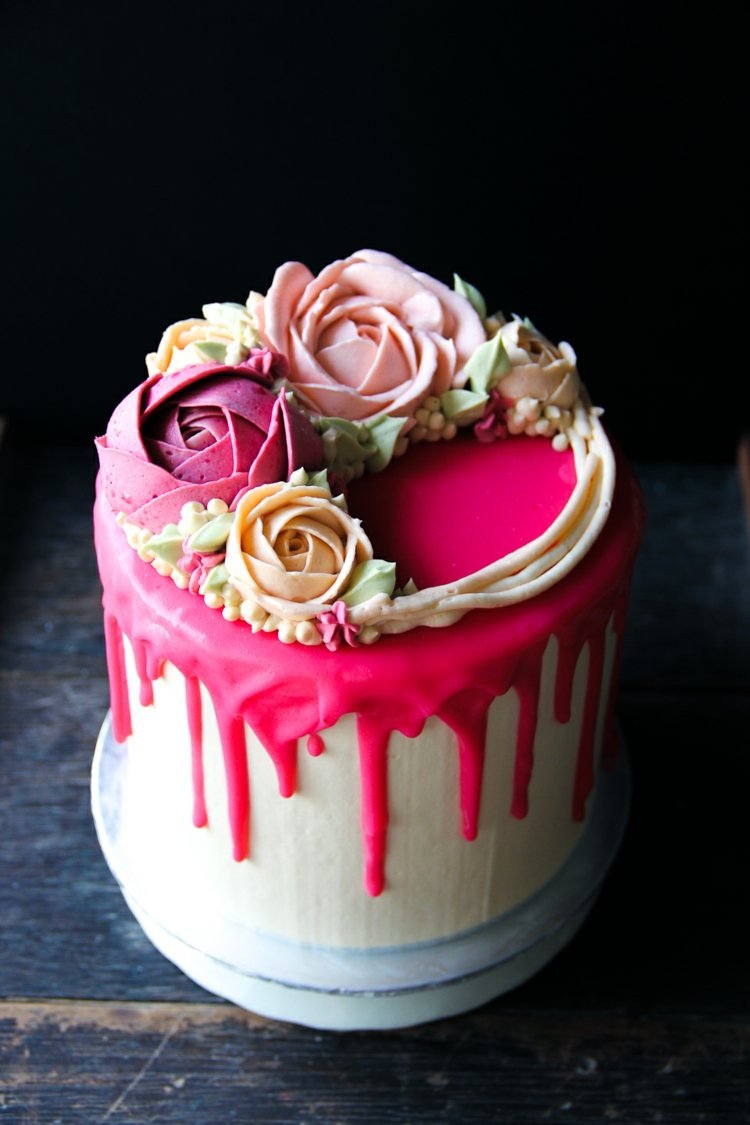 Bolo-confeiteiro-fondant-rose-cream