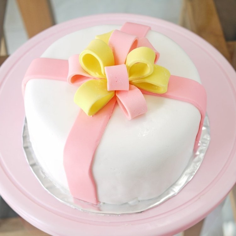 bolo de fita-fondant-rosa-amarelo