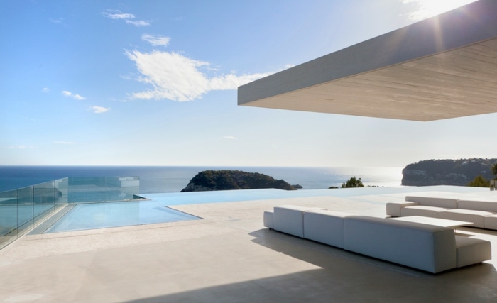 terraço panorâmico lounge móveis ao ar livre piscina do mar