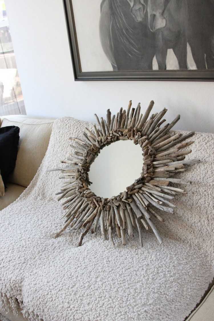 Driftwood-decoration-mirror-round-coled