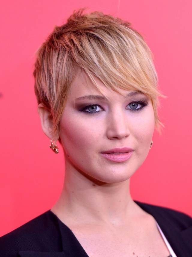 pixie-hair-bangs-jennifer-lawrence