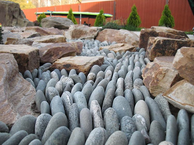 Trockenbach jardim japonês projeto mosaico de pedras de rio plano