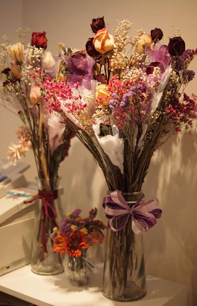 bouquet-faça-você-mesmo-roxo-elegante-concurso-arranjo-faça-você-mesmo-seco