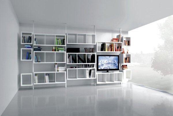Biblioteca modular de TV integrada com interior purista