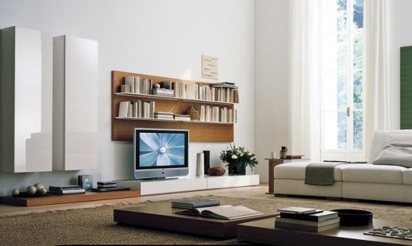 Design inovador de móveis de TV com elementos de madeira