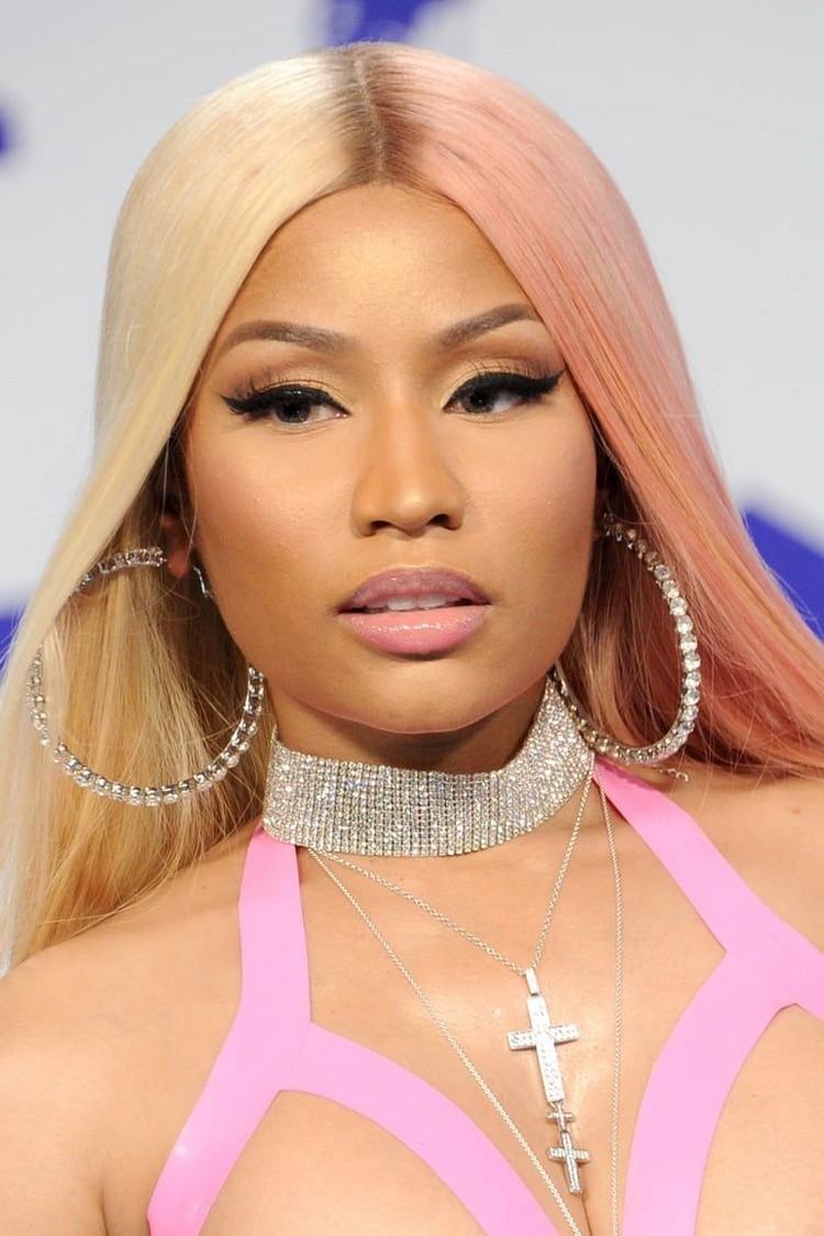 Nickie Minaj Hairstyles Two Tone Hair Trend