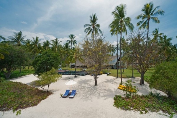 casa na praia na área da indonésia